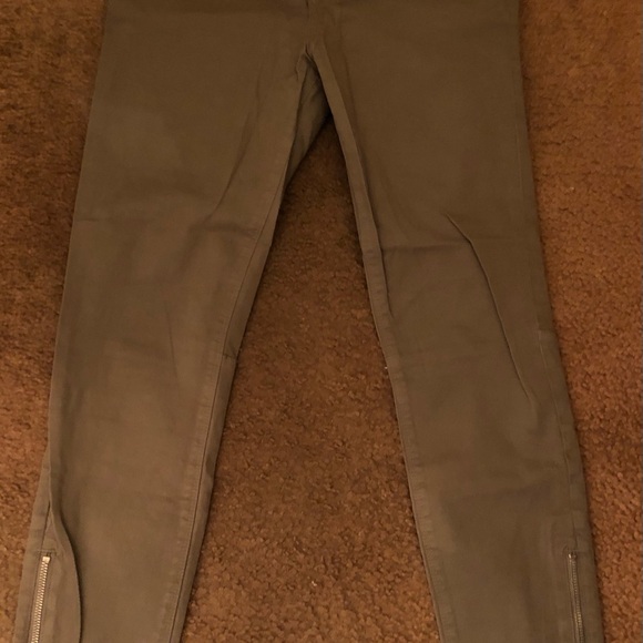 TNA skinny jeans with zippers. Size 2. Color grey. - Picture 2 of 6